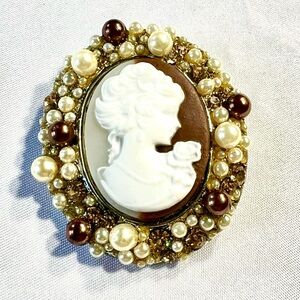 Vintage Oval Pearl Antique Brooch Cameo Victorian